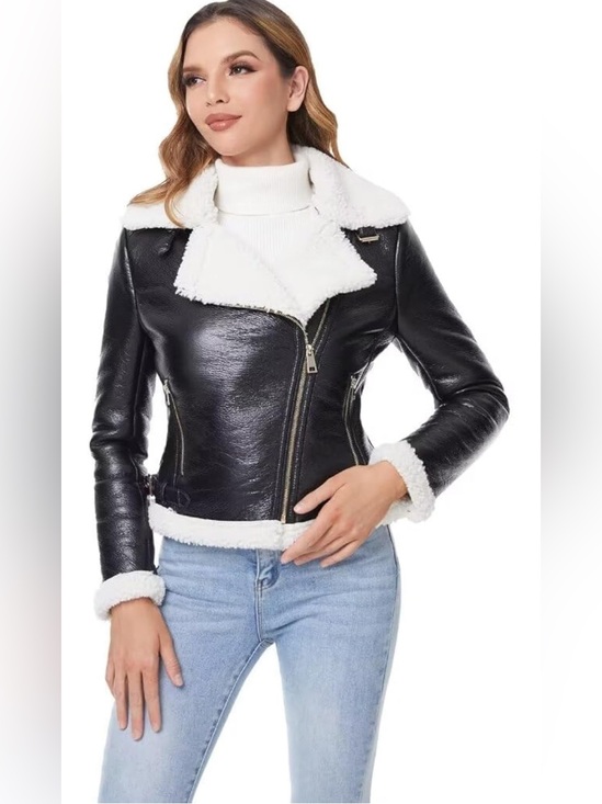 DIASHINY Jackets & Blazers - Faux Leather Sherpa Lined Slim Winter Coat Jacket Juniors / Woman's Size Small